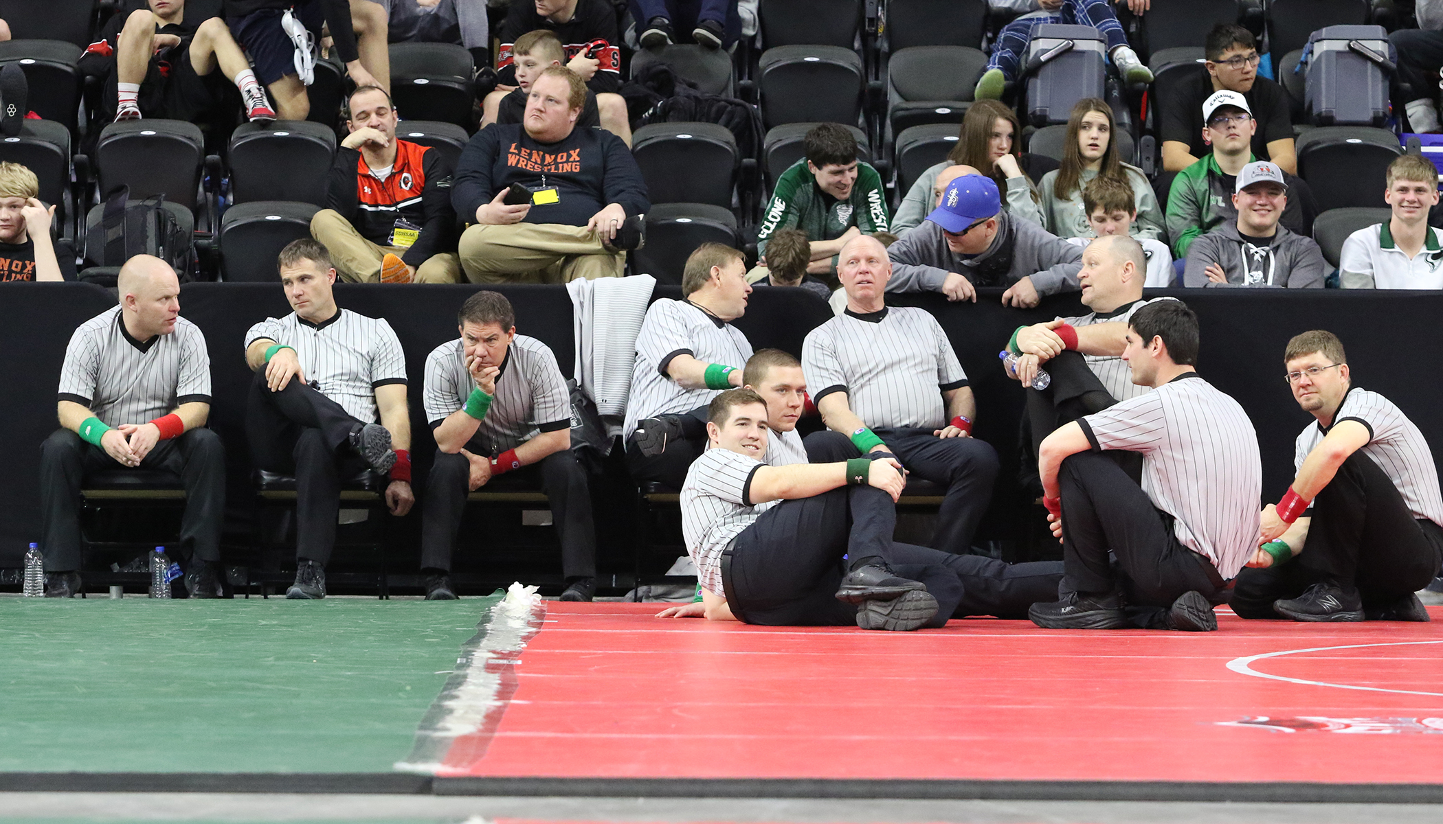 neises-officiates-south-dakota-state-wrestling-tournament-bender