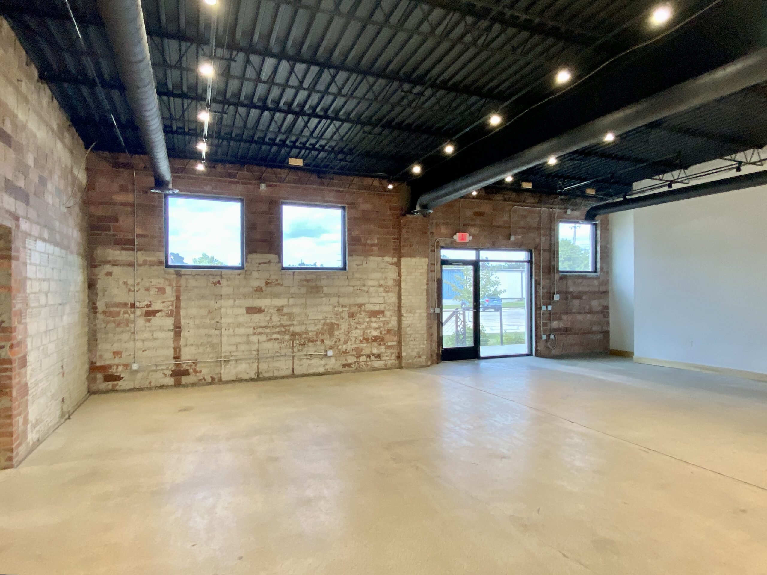 121 S Franklin Ave Ste 2 (5)