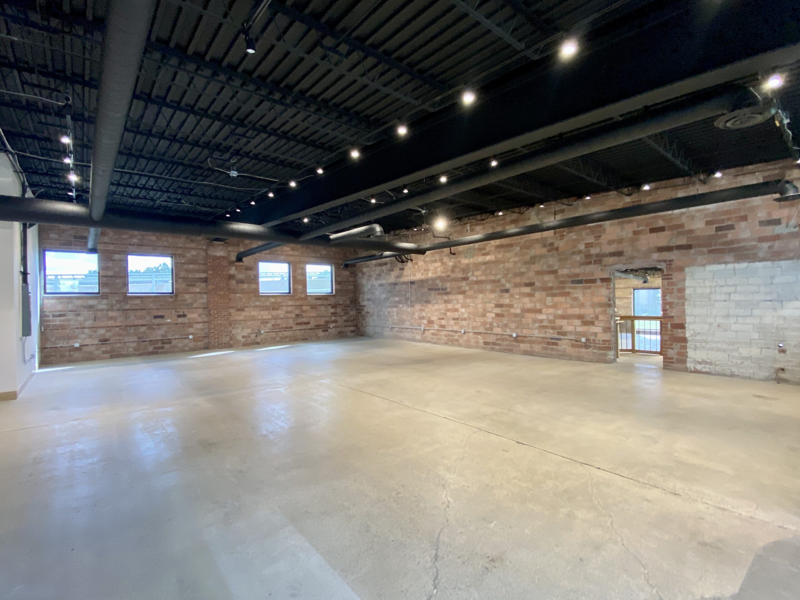 121 S Franklin Ave Ste 2 (7)