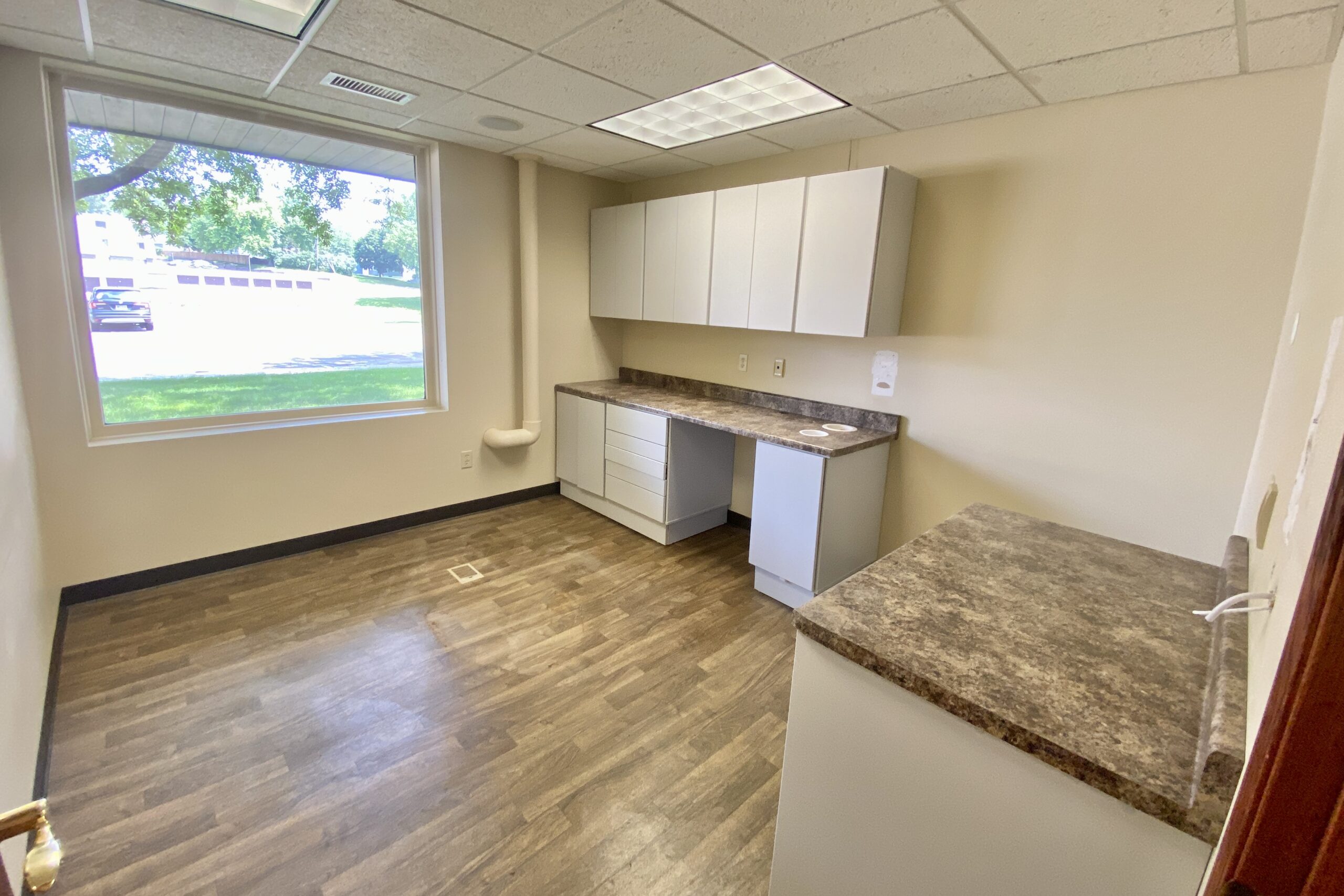 1704 S Cleveland Ave-Ste6 (7.24)2