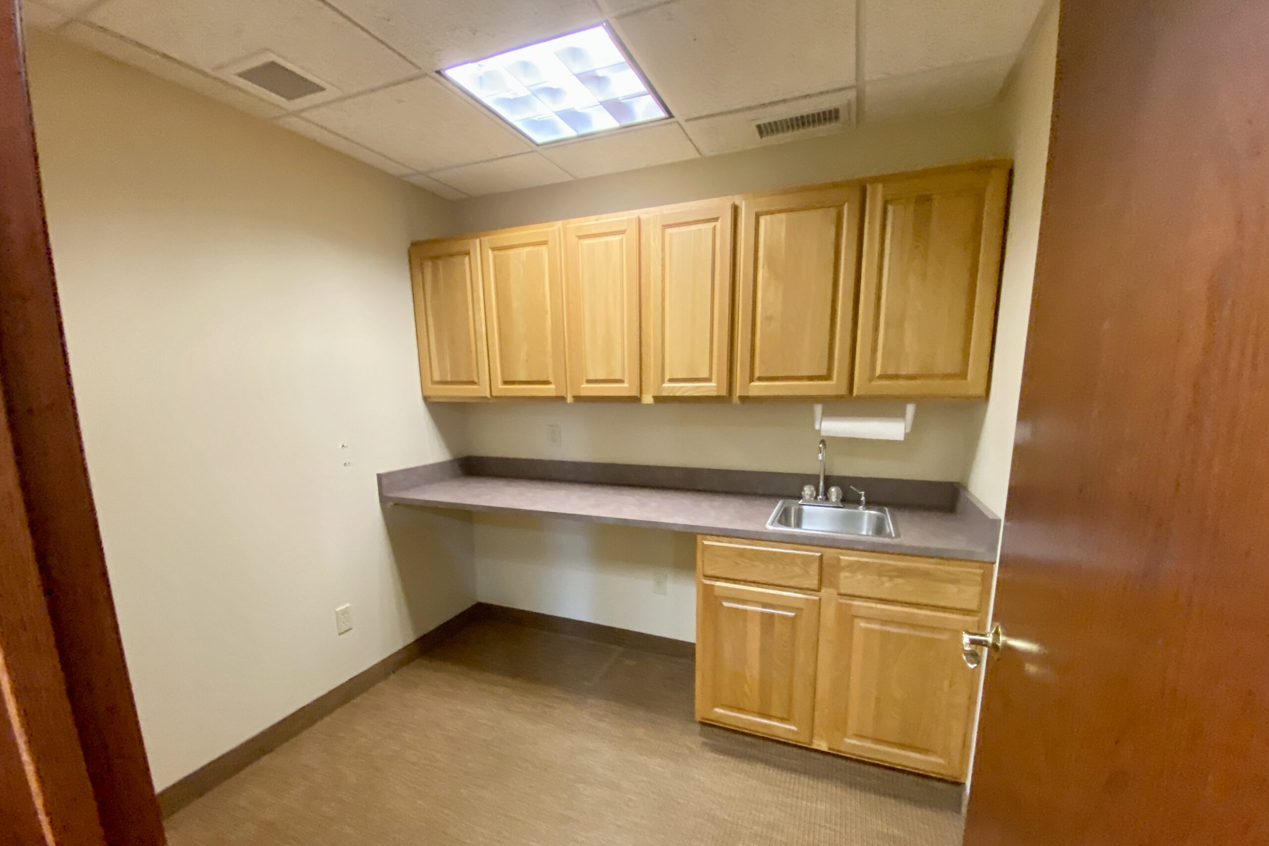 1704 S Cleveland Ave-Ste6 (7.24)5