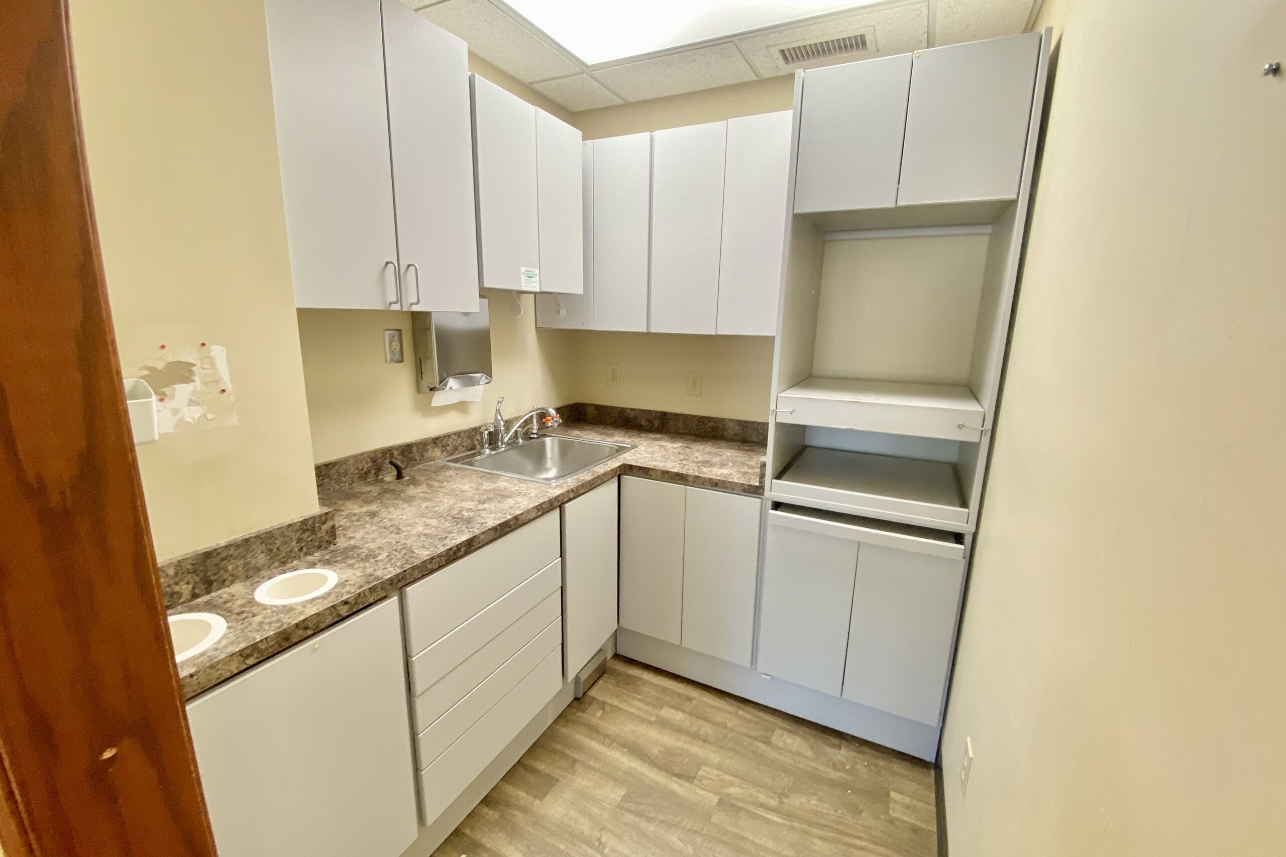 1704 S Cleveland Ave-Ste6 (7.24)6