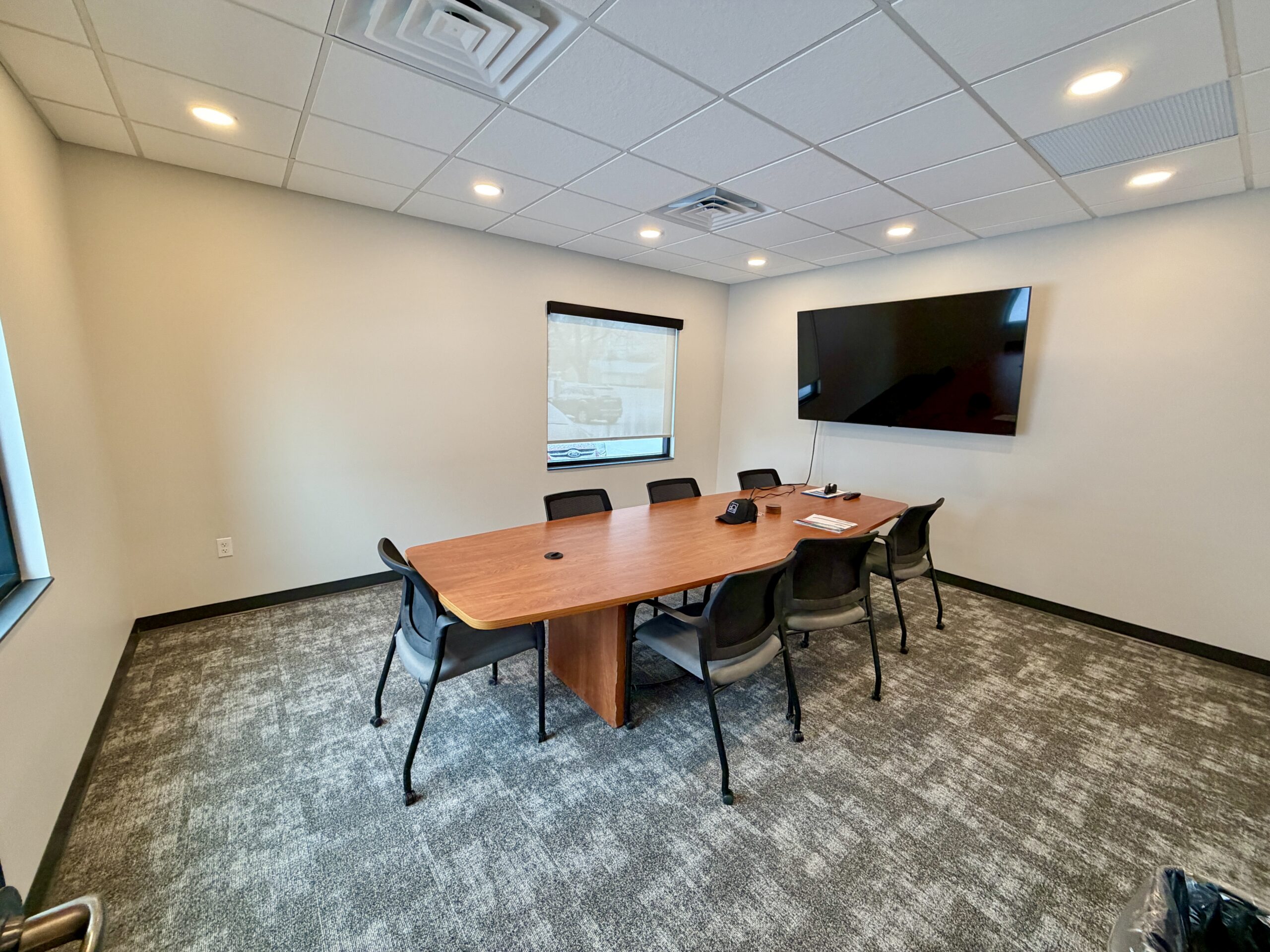 2301 W Russell St Back Office (1)