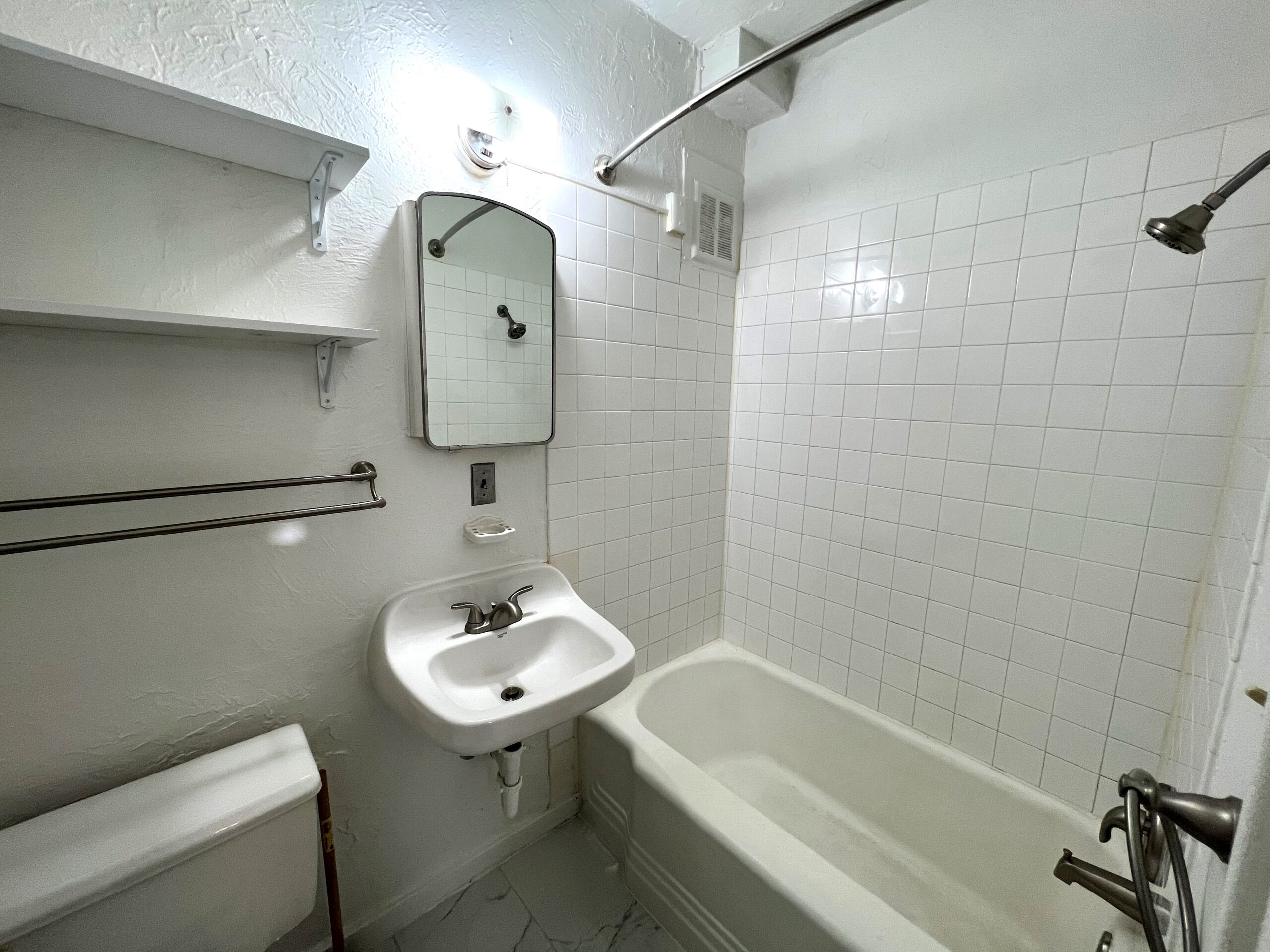 1216 S Center Ave-Unit 12-11