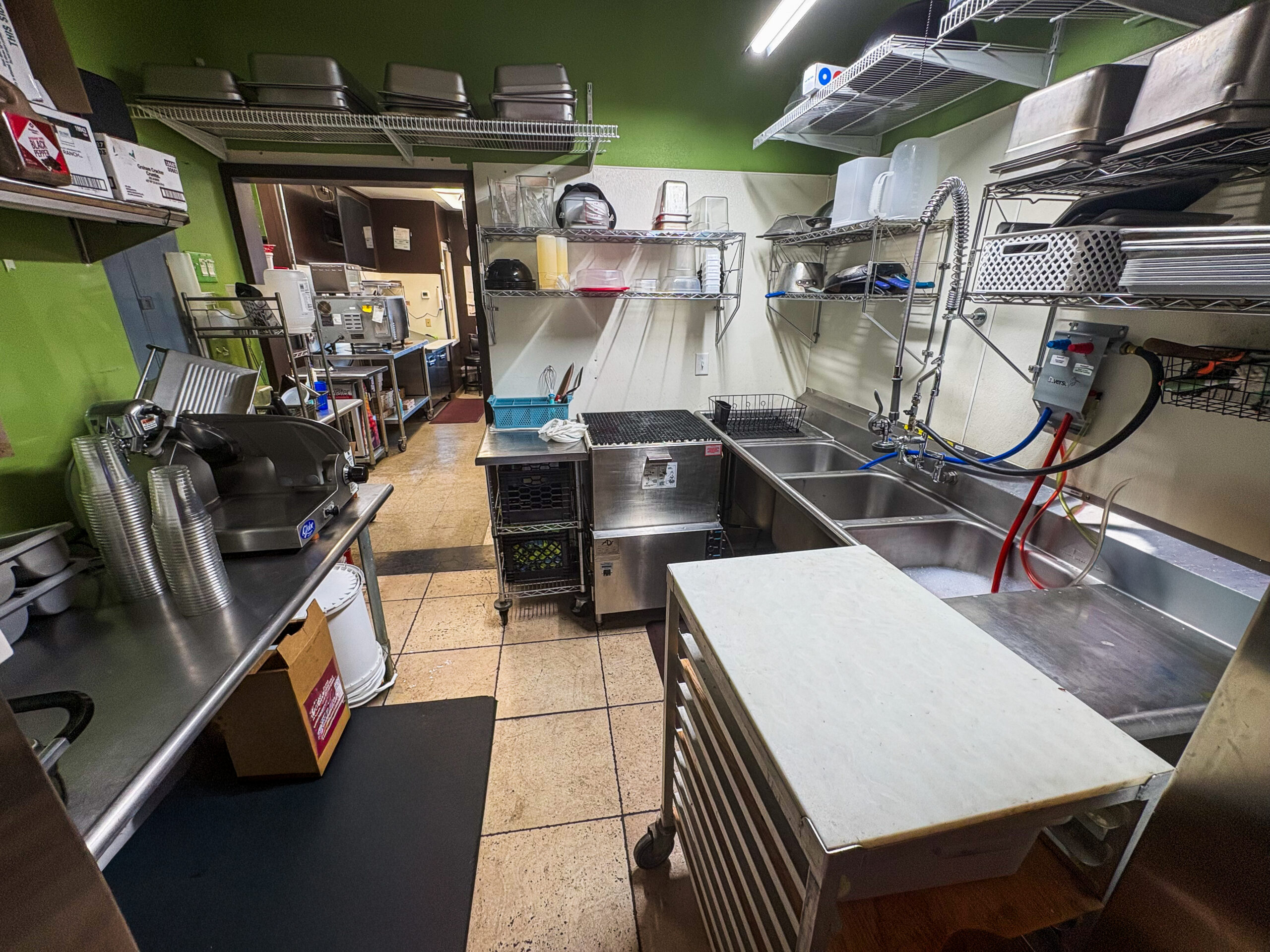 214 Main Ave S, Hills, MN (10)