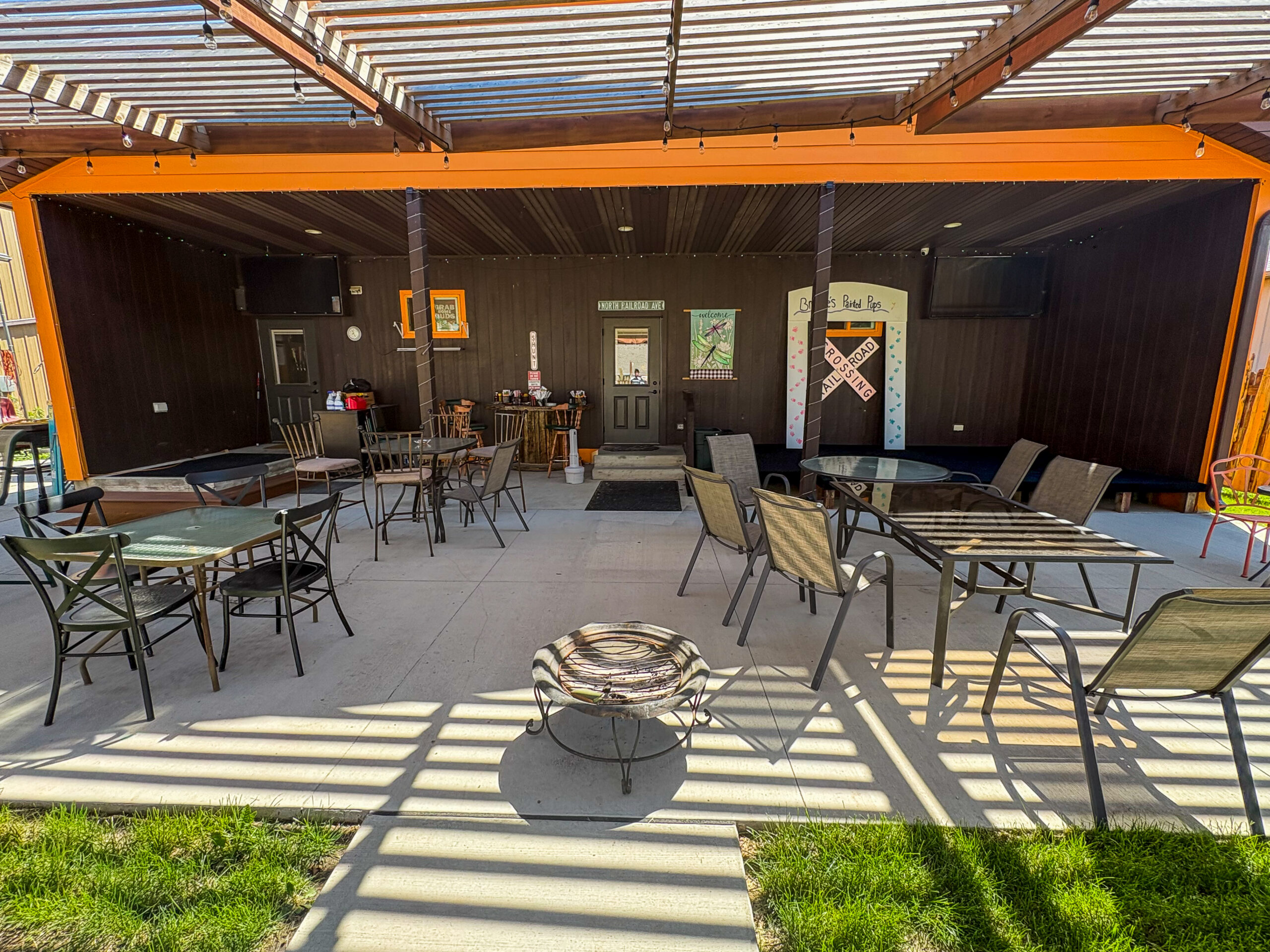 214 Main Ave S, Hills, MN (3)