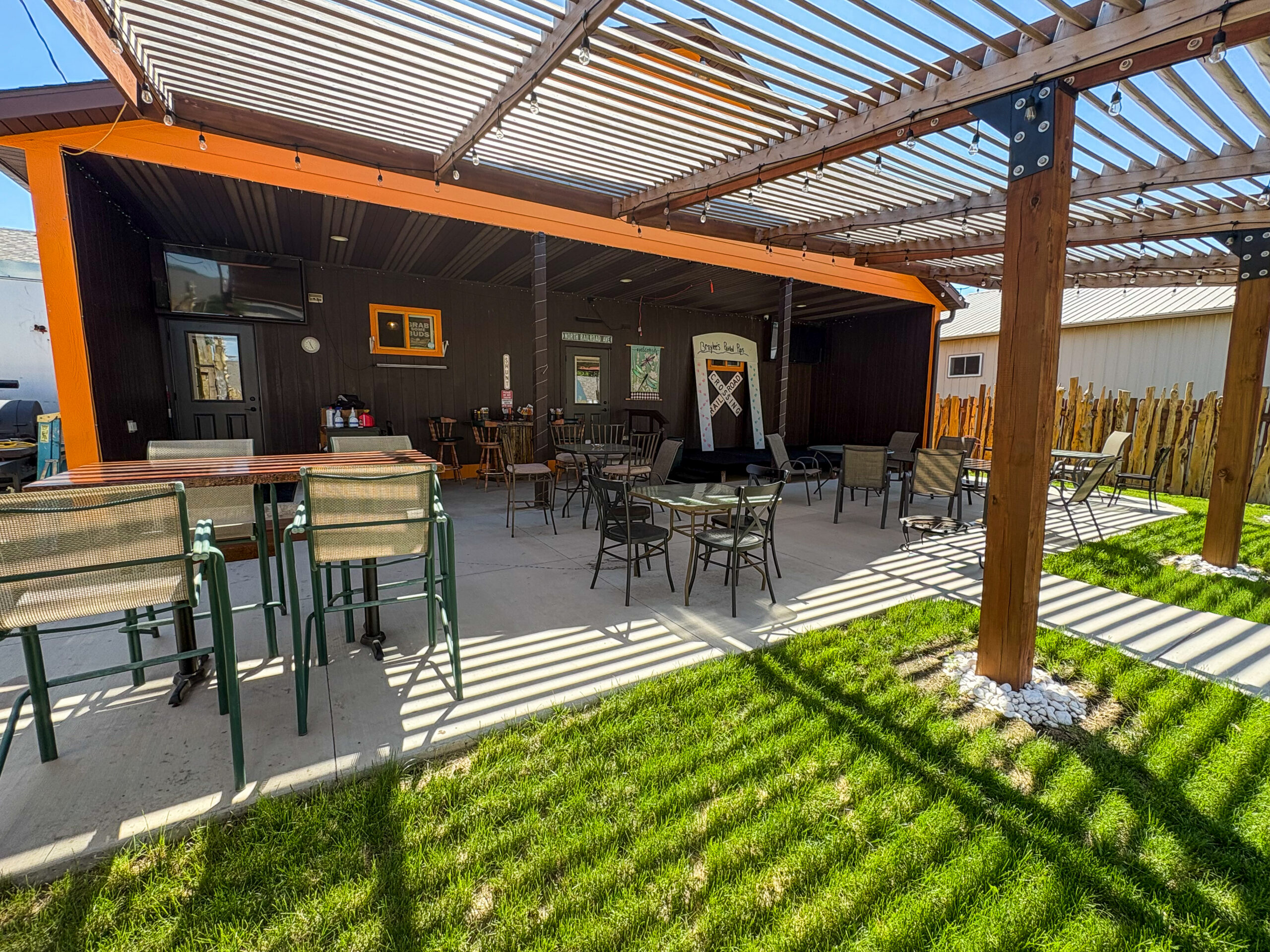 214 Main Ave S, Hills, MN (4)