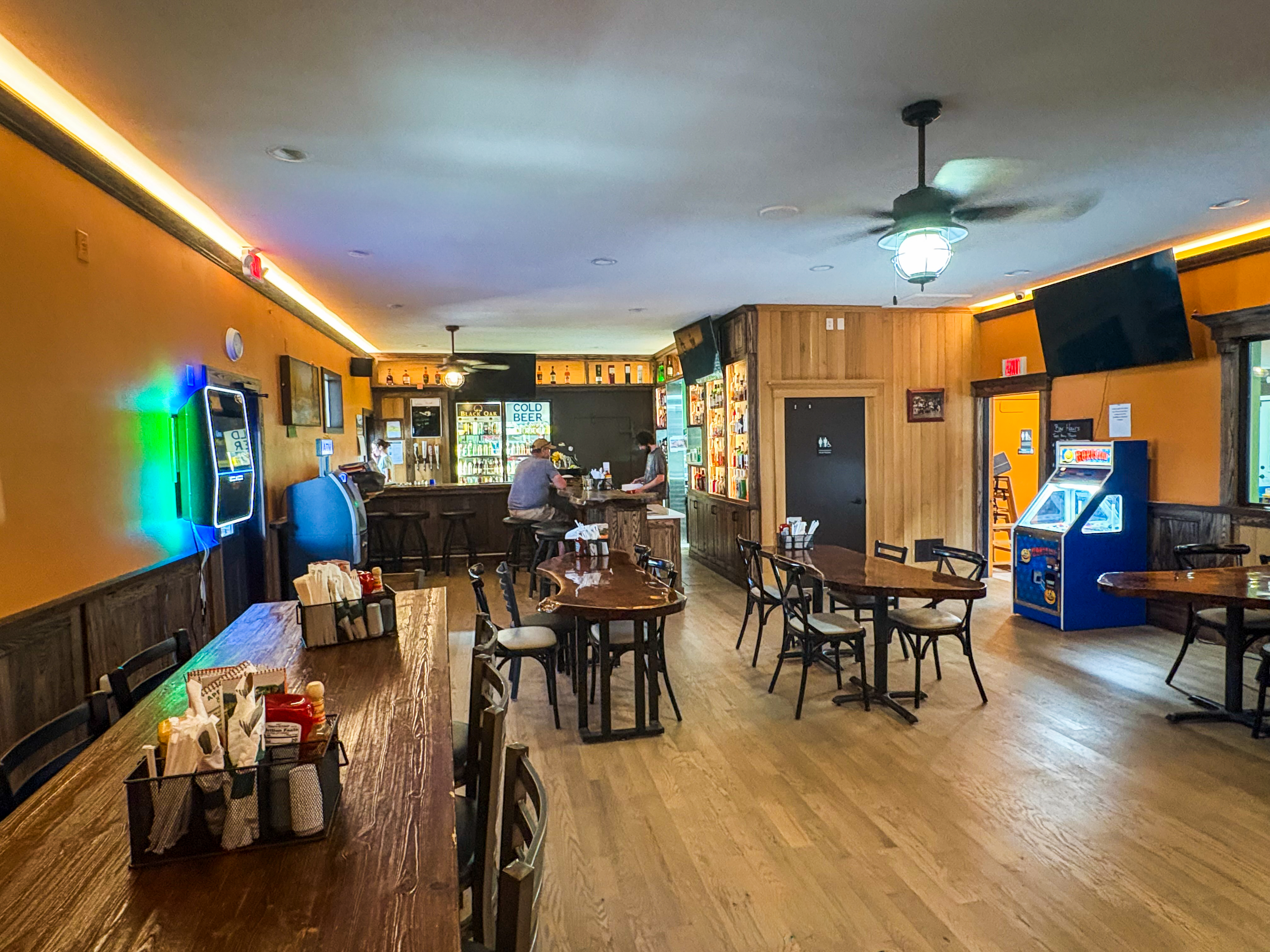 214 Main Ave S, Hills, MN (6)
